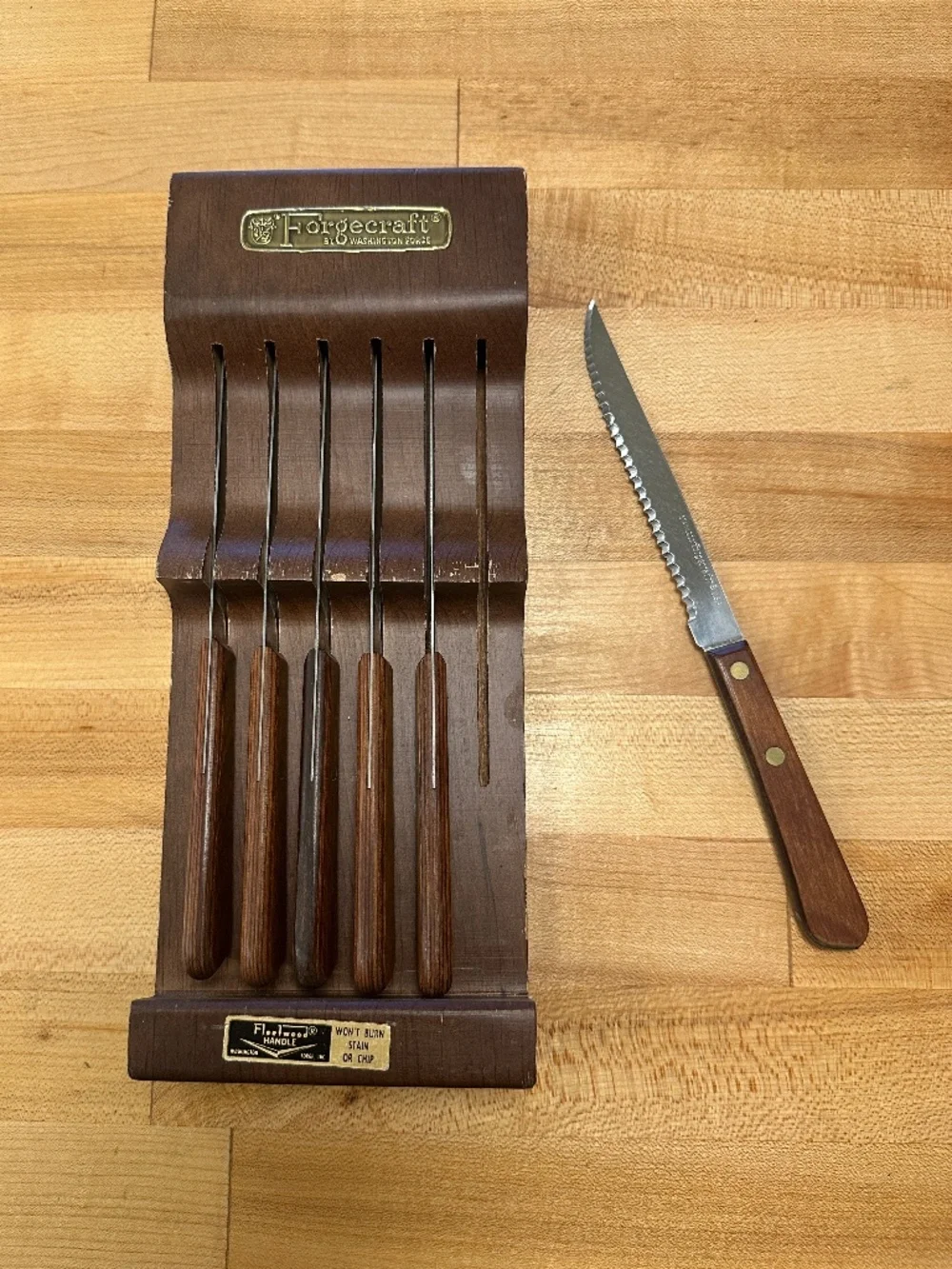 Vintage Forgecraft by Washington Forge set of (6) steak knives w/slotted holder
